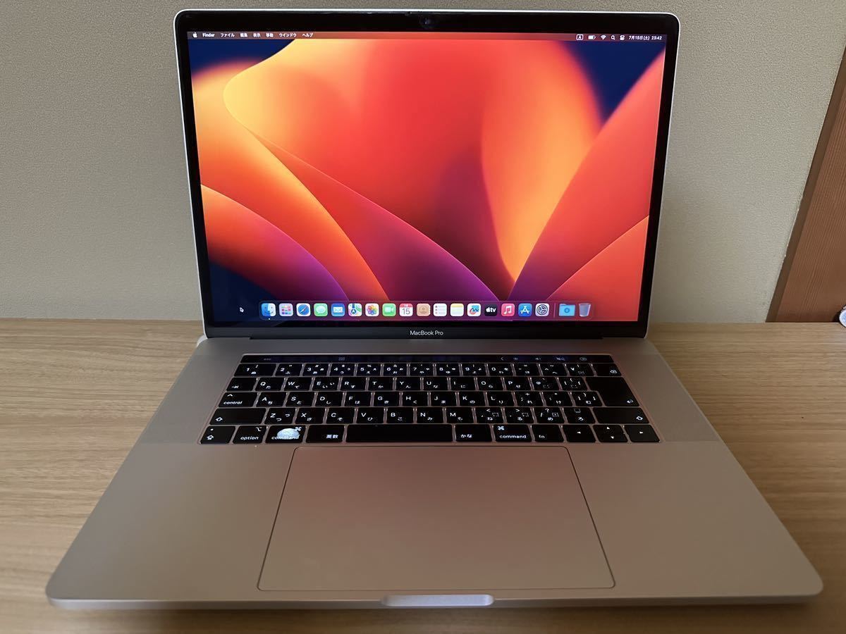 Apple MacBook Pro 2018 Core i7 2.6GHz 6コア/15インチRetina /Radeon 