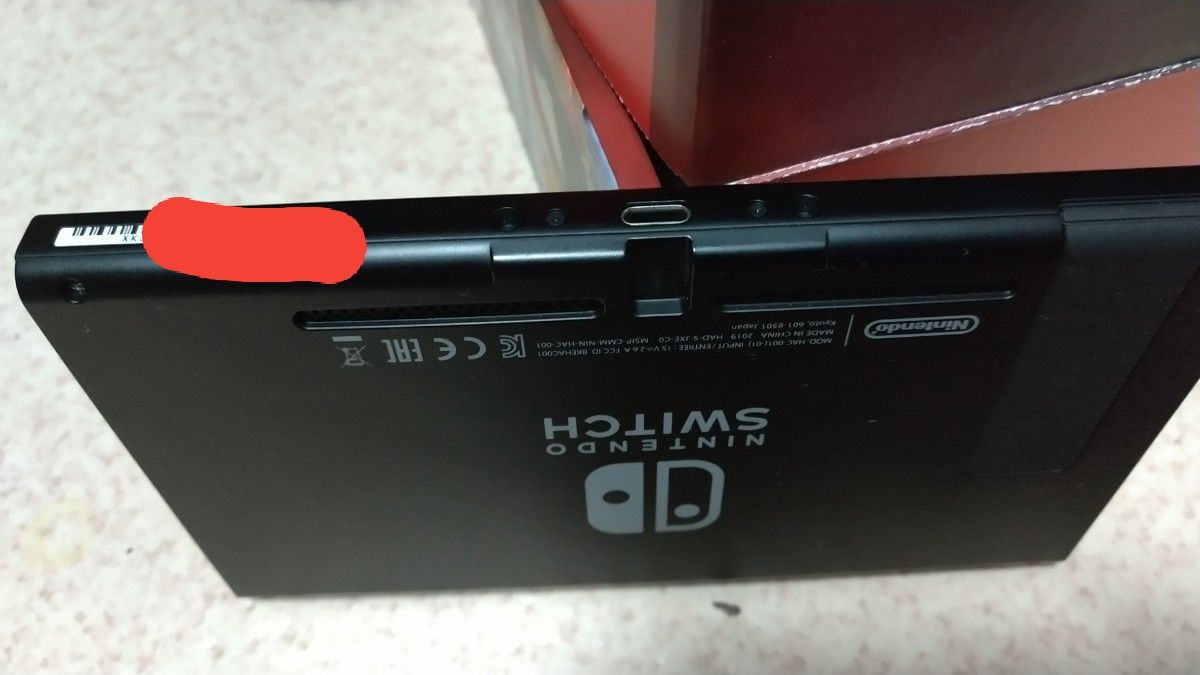 Nintendo Switch （L）ネオンブルー/（R）ネオンレッド 新モデル