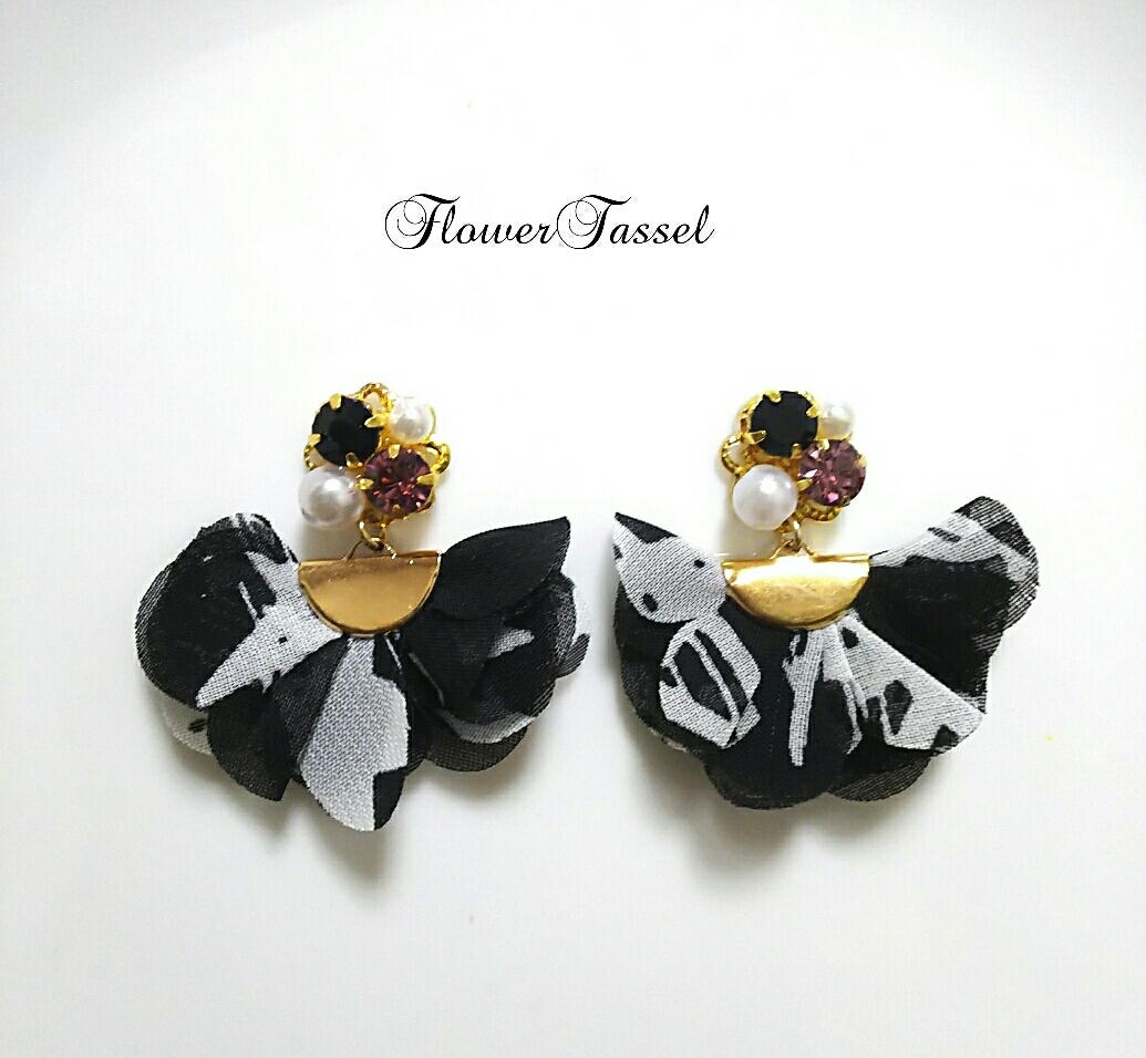 ヤフオク 即決ハンドメイドフラワータッセルピアス イヤリ ヤフオク 即決ハンドメイドフラワータッセルピアス イヤリ
