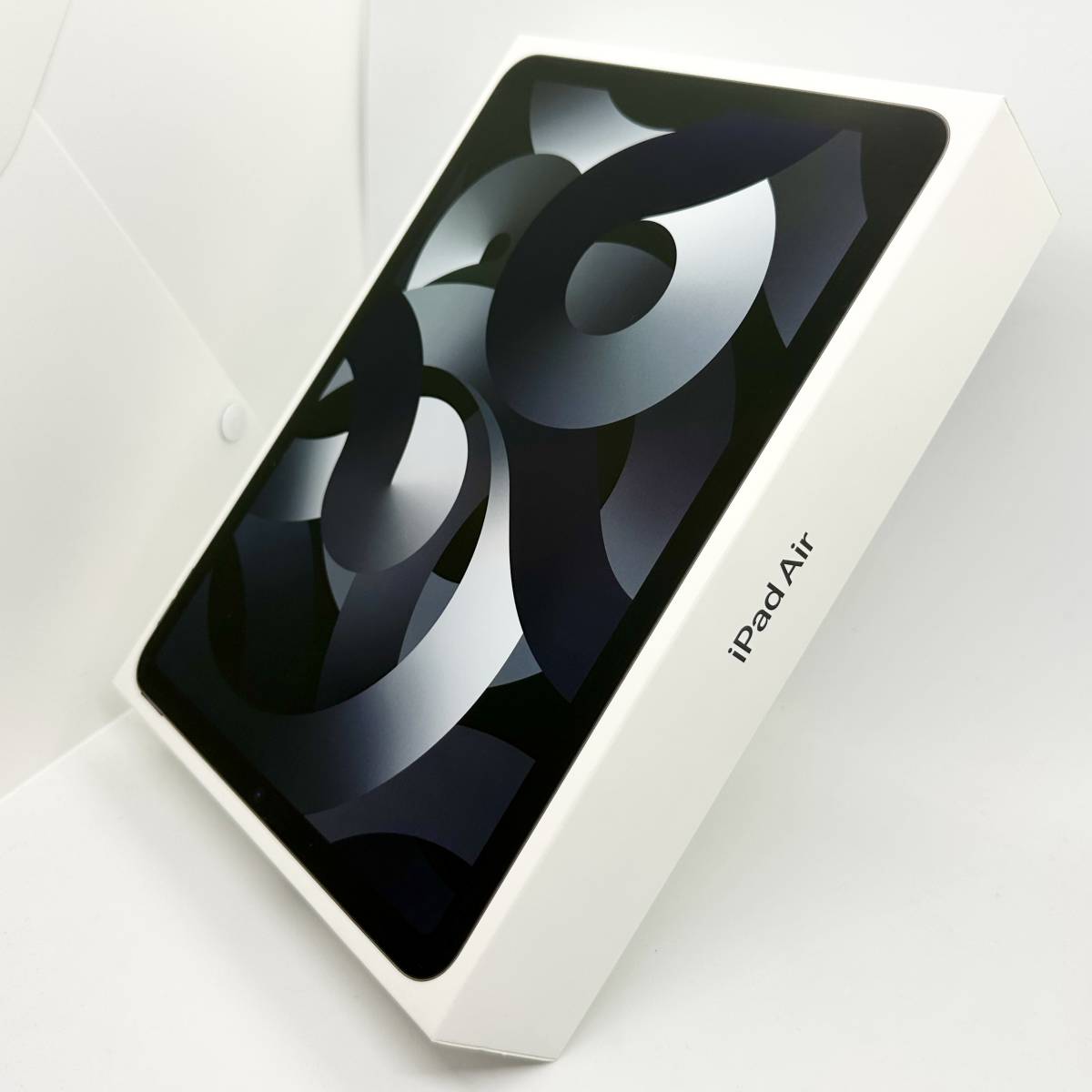 ☆美品☆Apple air(第世5代)スペースグレイ256GB M1チップWi-Fi