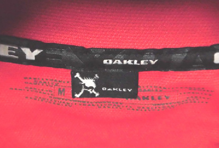 OAKLEY オークリー 半袖 ドライ ハーフジップシャツ ゴルフシャツ 立襟 刺繍マーク RED-WHT M 使用少 美品/オークレー吸汗速乾_画像5