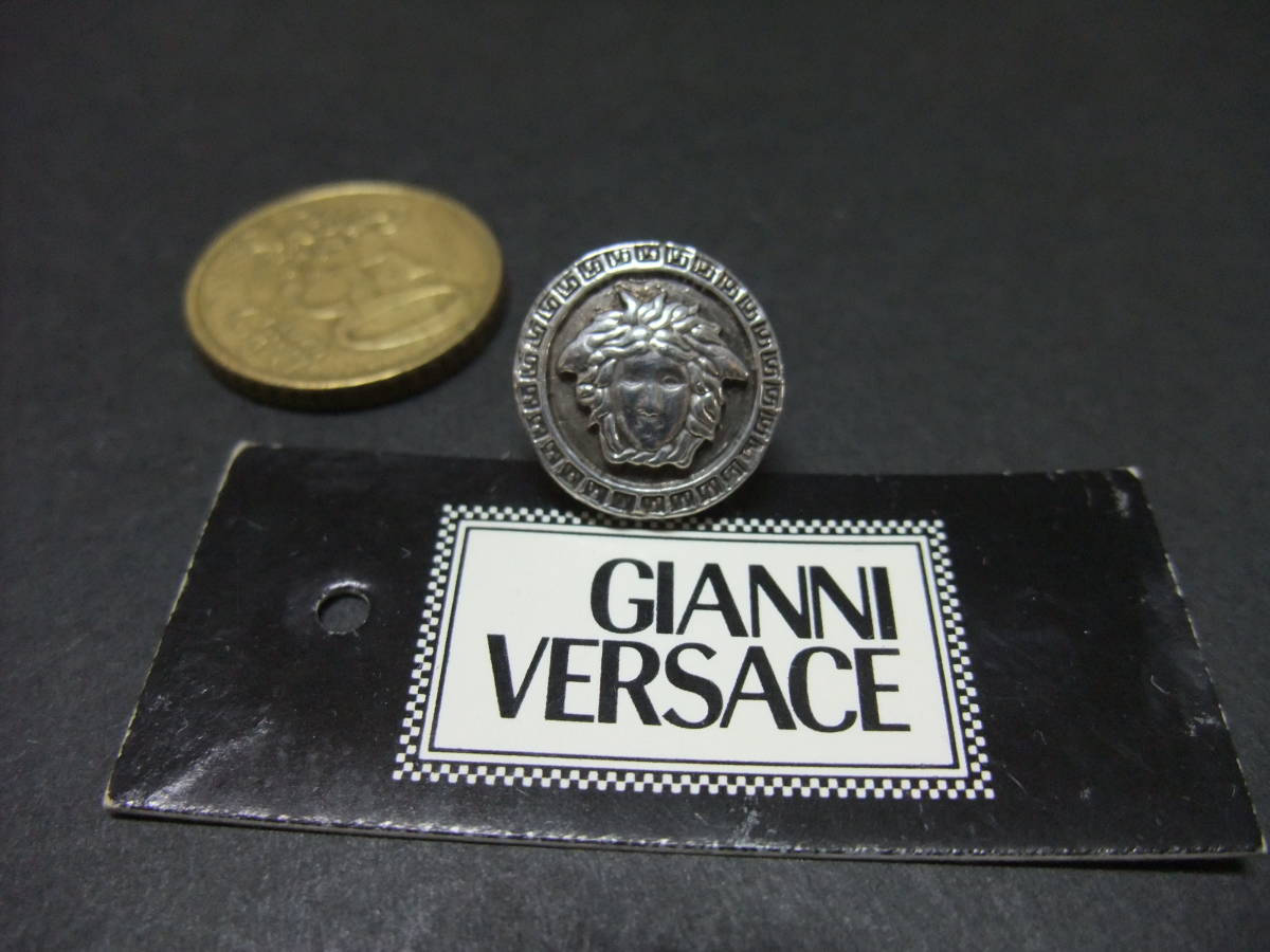 ☆特別価格 VERSACE ピン ヴェルサーチ グレカ メデューサ ラペルピン