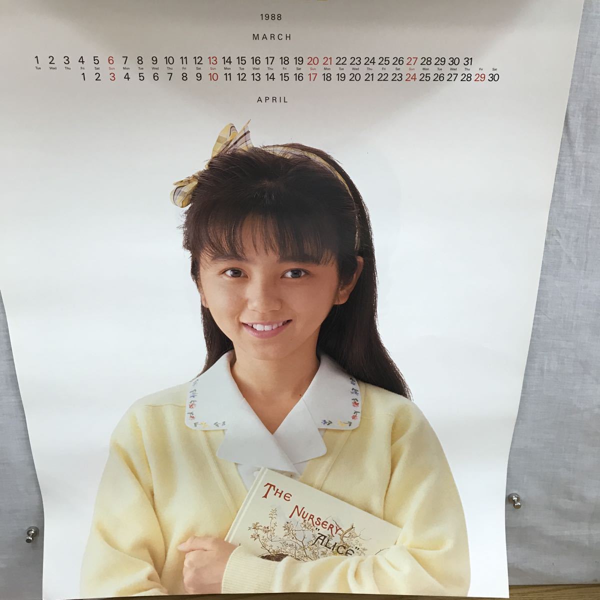 K362 Watanabe лен ..1988 календарь / примерно, длина 73.5× ширина 51cm/ загрязнения есть 