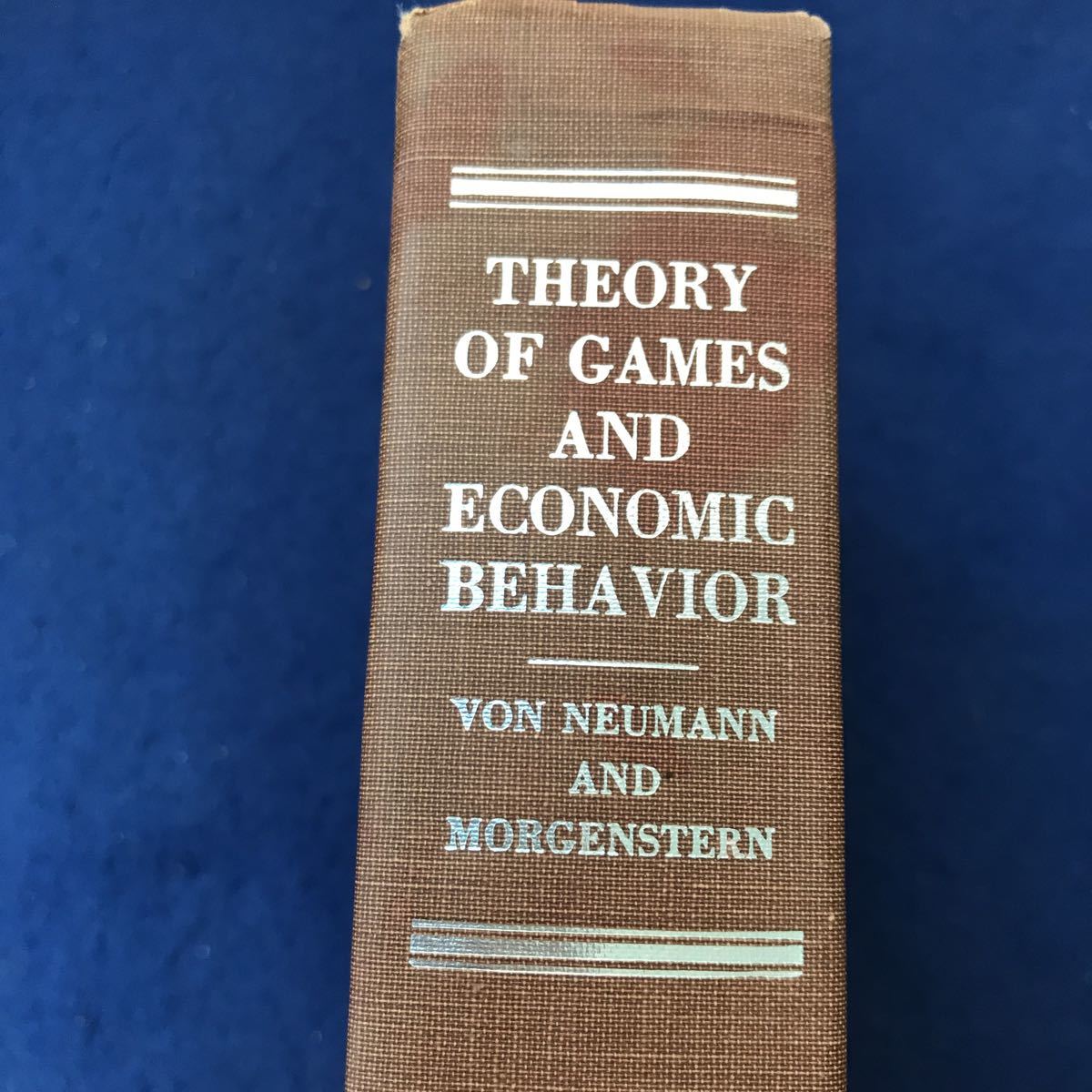 G09-005 THEORY OF GAMES AND ECONOMIC BEHAVIOR VON NEUMANN AND MORGENSTERN PRINCETON