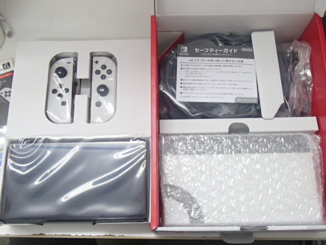 54638【未使用】Nintendo switch 有機EL 本体 Joy-Con(L)/(R) ホワイト