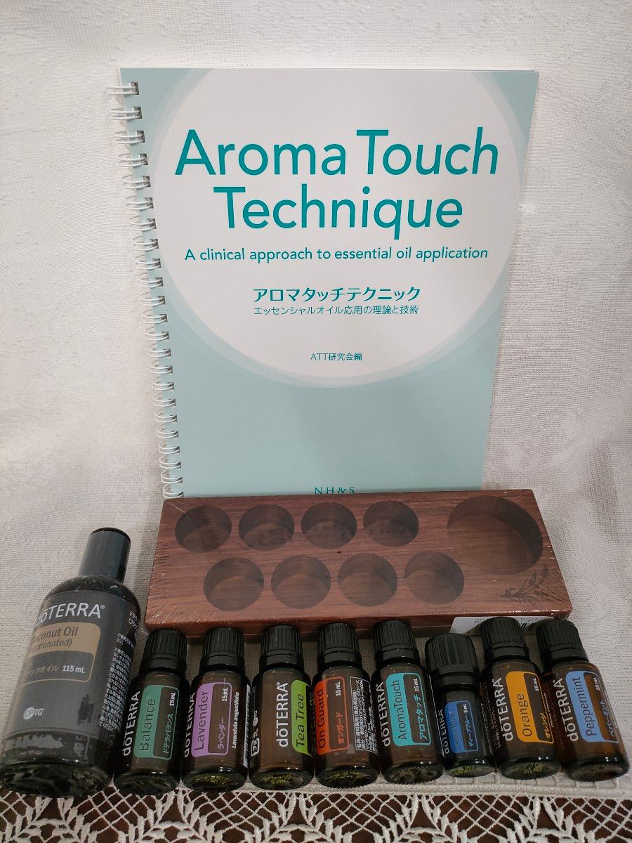 新品　ドテラ　アロマタッチセット　アロマタッチテクニック　オイルスタンド　ココナッツオイル　キャップシール　doTERRA　アロマ