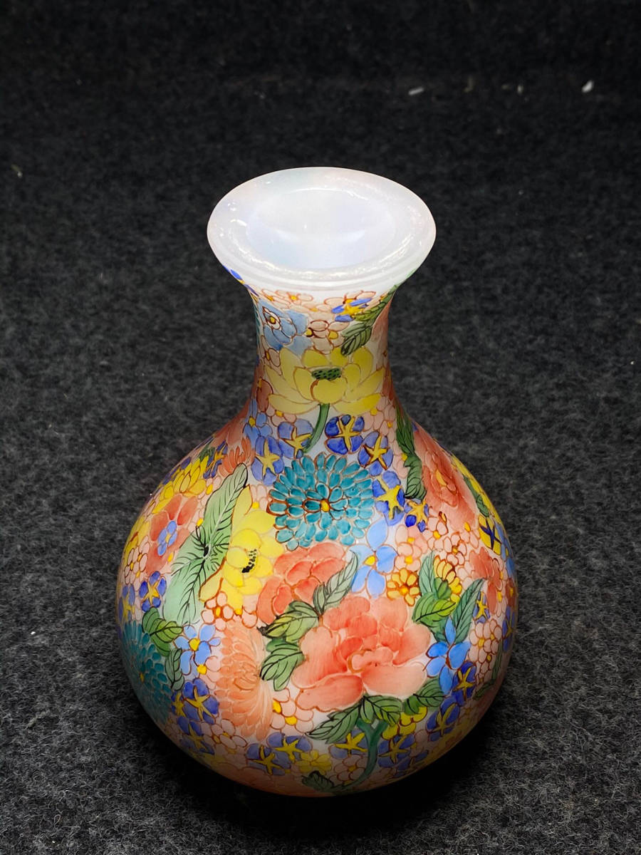 館蔵珍品 琉璃製 細密彫 彩繪 花卉紋 花瓶』置物 賞物 貴重物品 収蔵品 