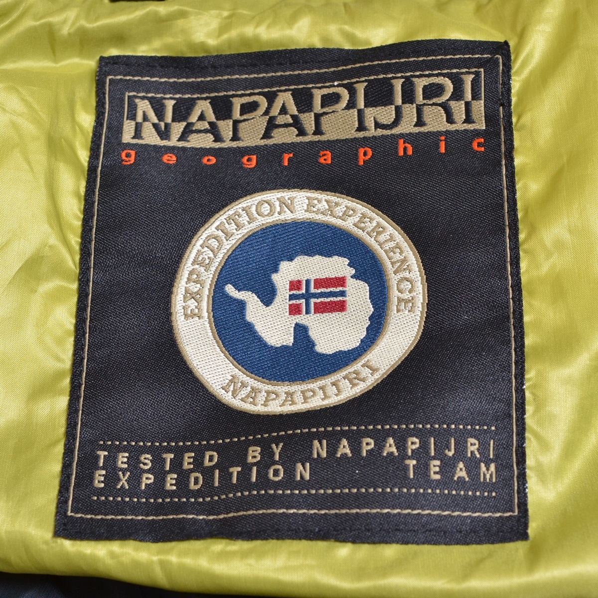 *462510 NAPAPIJRInapapili* nylon tsu dolphin la- switch down jacket size XS lady's black b LOOPER pull 