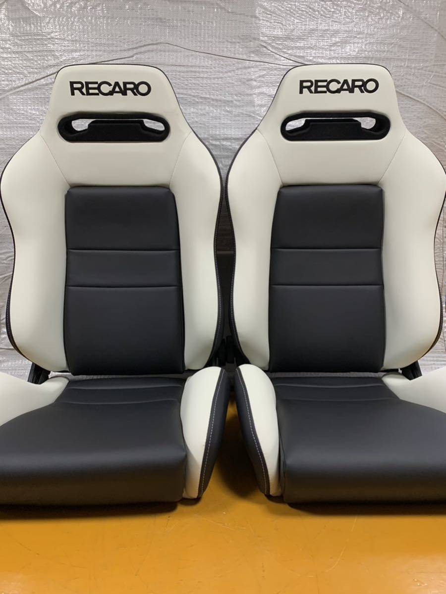 54.55.レカロ RECARO 2脚セット SR-3 黒×白フェイクレザー張り替え