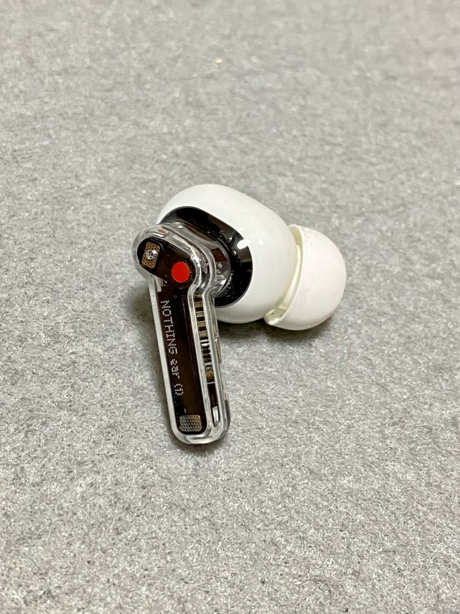 右耳のみ！完動美品 NOTHING ワイヤレス イヤホン Nothing ear (1) ホワイト EAR1 ナッシング【日本正規品】TWS  Bluetooth