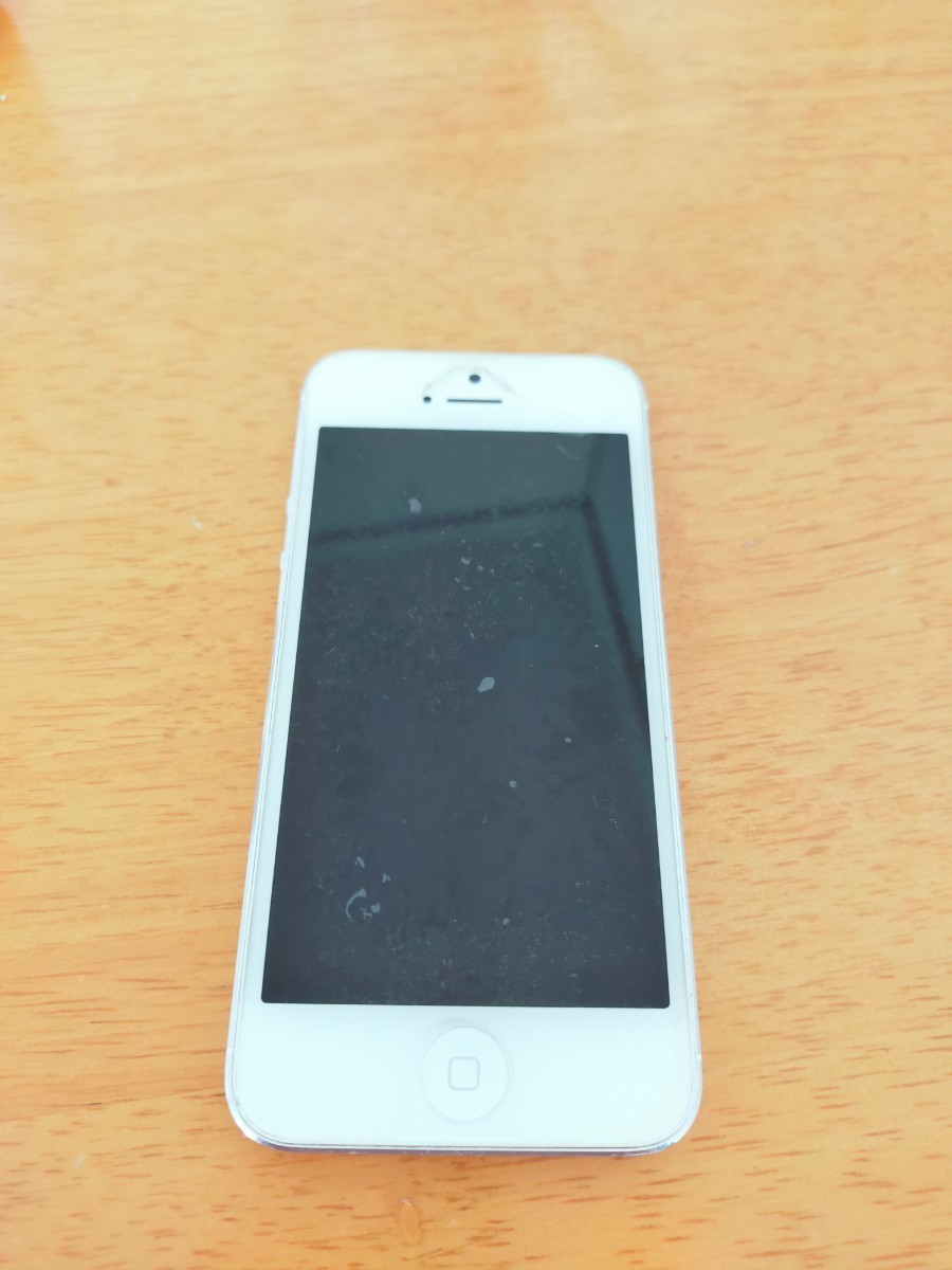 iPhone5 16G ホワイト A1429