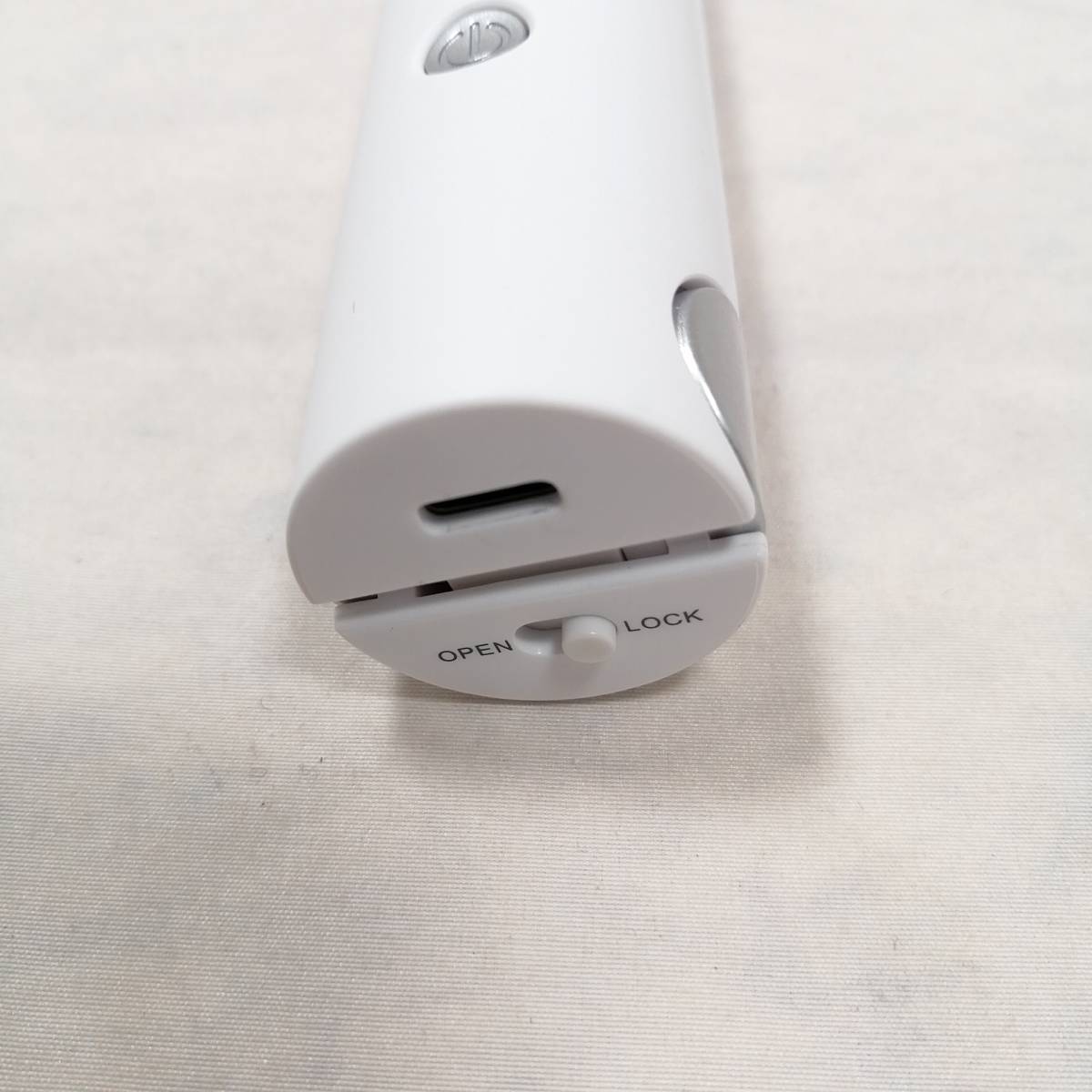 Ryanboo USB充電式 ヘアアイロン コードレス ミニ ストレートアイロン ワイヤレス 持ち運び KD386 ホワイト a08883_画像3