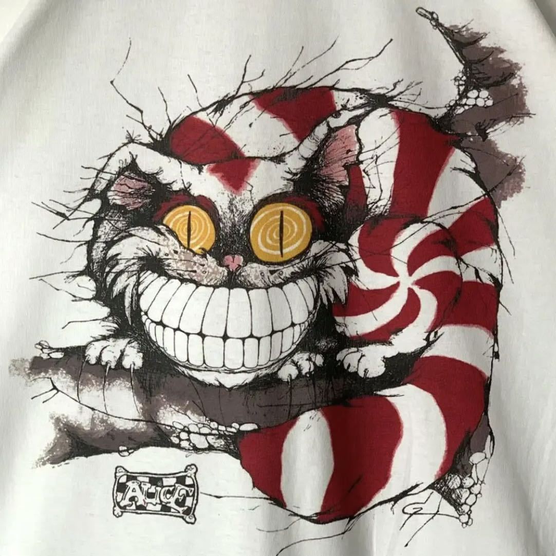 ALICE IN WONDERLAND チェシャ猫 アリスインワンダーランド 不思議の国のアリス Tシャツ ディズニーランド ネコ 映画 アニメ 在原みゆ紀 の画像1