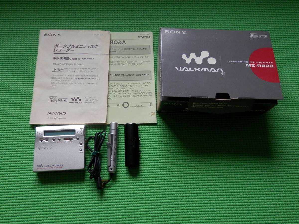 SONY MDウォークマン MZ-R900 再生できますがジャンク扱いです