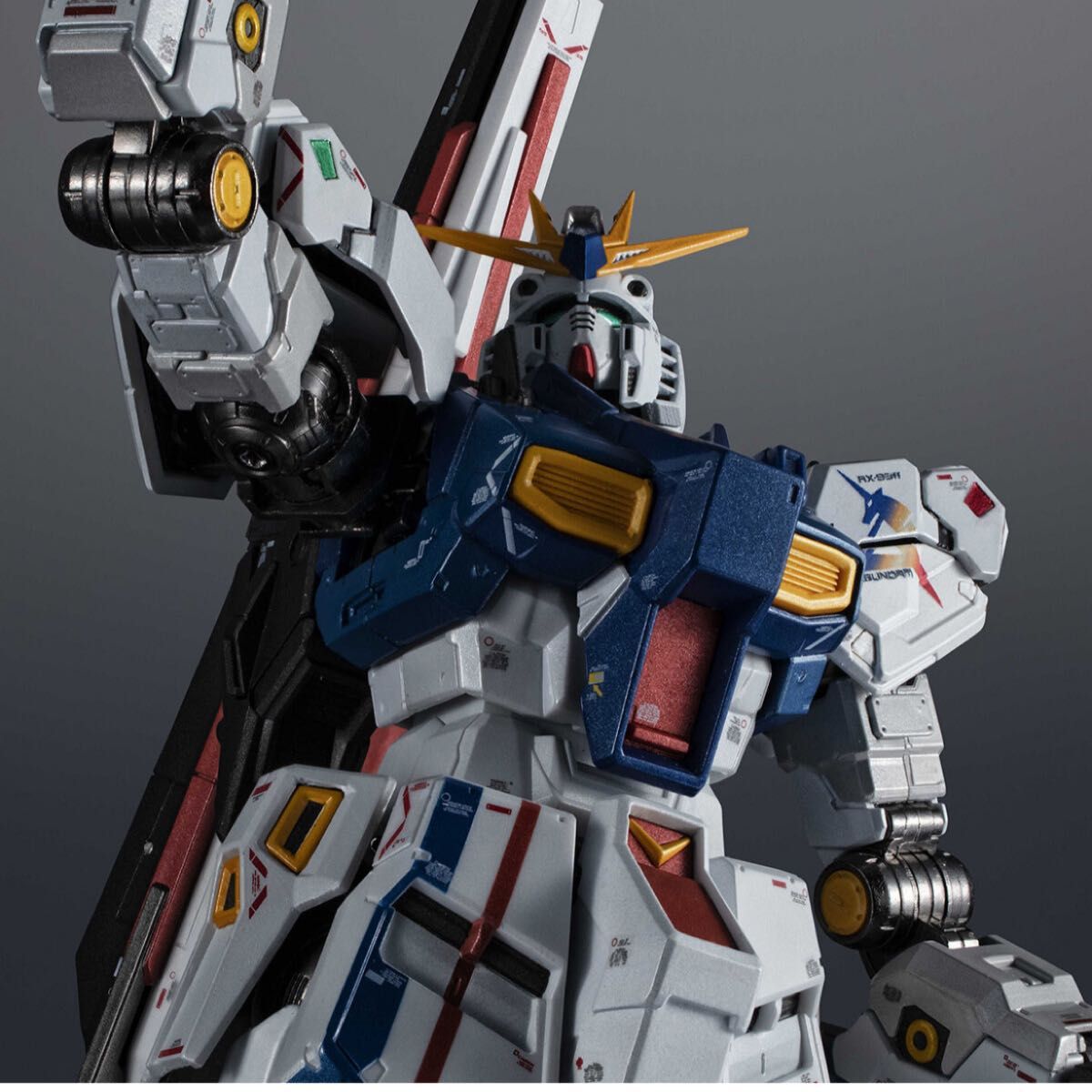 超合金 RX-93ff νガンダム　未開封