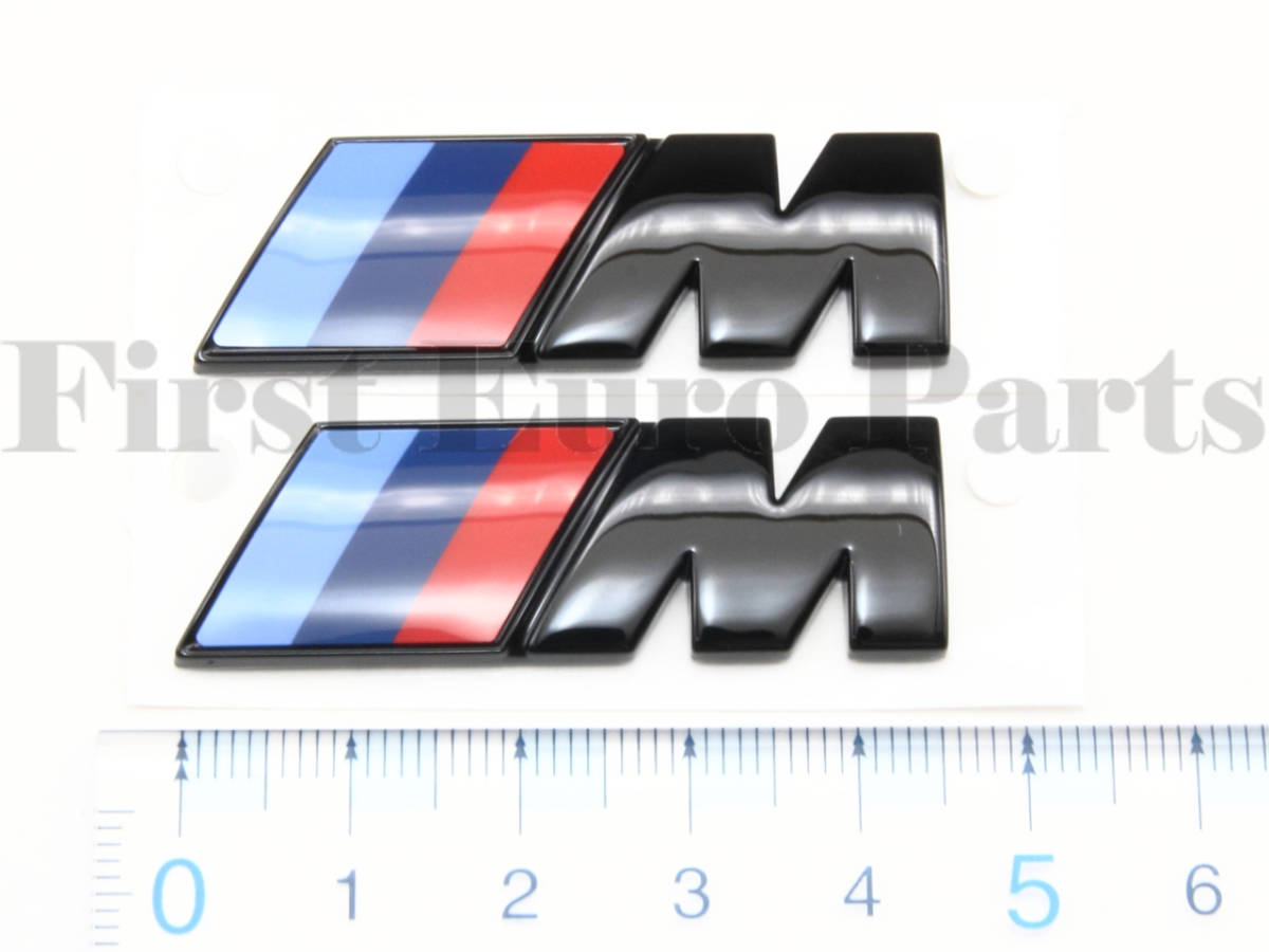 BMW 純正 M フロントフェンダー ブラックエンブレム(小)　2個入り (51145A4B372)F40F44G20G21G01G02G29_画像3
