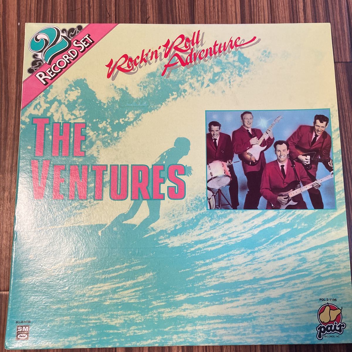 2LP 美盤 The Ventures Rock N' Roll Adventure/ベンチャーズ　PDL-2-1196 PAIR RECORDS_画像1