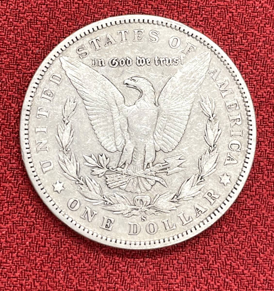 #972【美品】123年前 1900年PLURIBUS UNUM（プルリブス ウヌム）モルガン90％シルバー　ドル　26.4g_画像1