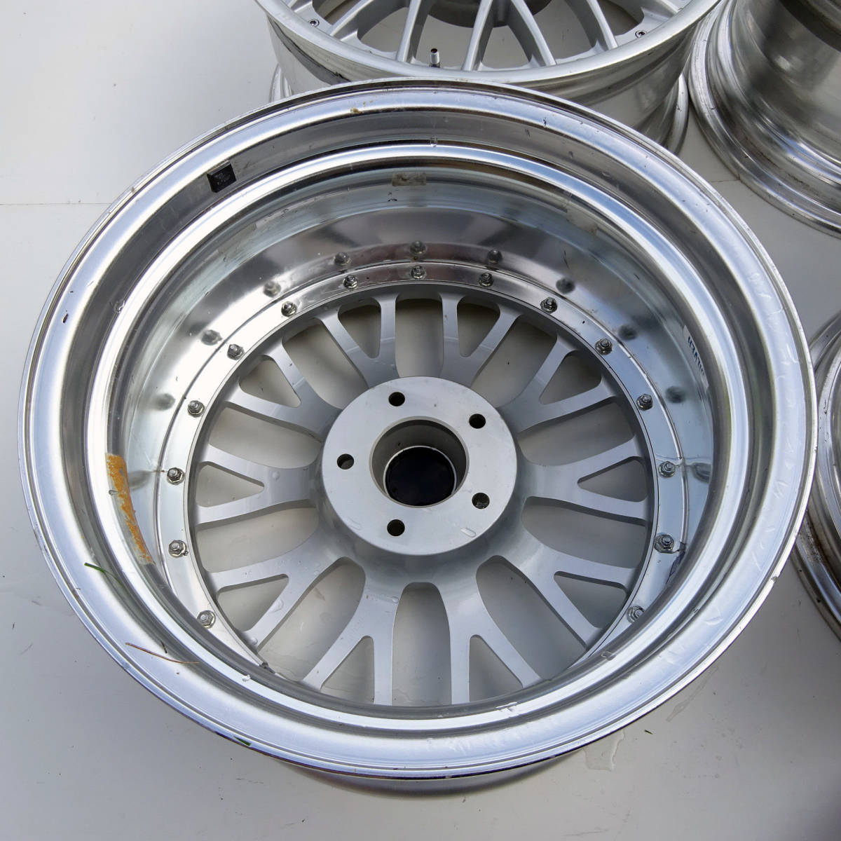 317番新品未使用希少日本製4枚　当時物　OZ Racing　鋳造ピースホイール17×8J×9JピースAMEシュタイナーOZレーシンググノーシス114.3旧車_画像10