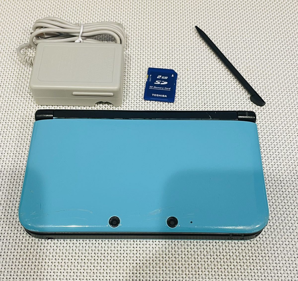 ニンテンドー3DS LL リミテッドパック　ターコイズブラック　本体動作品　送料無料　付属品付き　Nintendo 任天堂