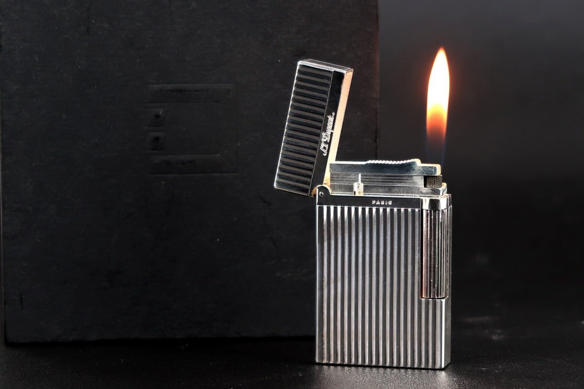 『1年保証』 【超美品】S.T.Dupont デュポン ライン2 シルバー 快音 高級ガスライター 着火確認済み 喫煙具 煙草【OO7】 デュポン