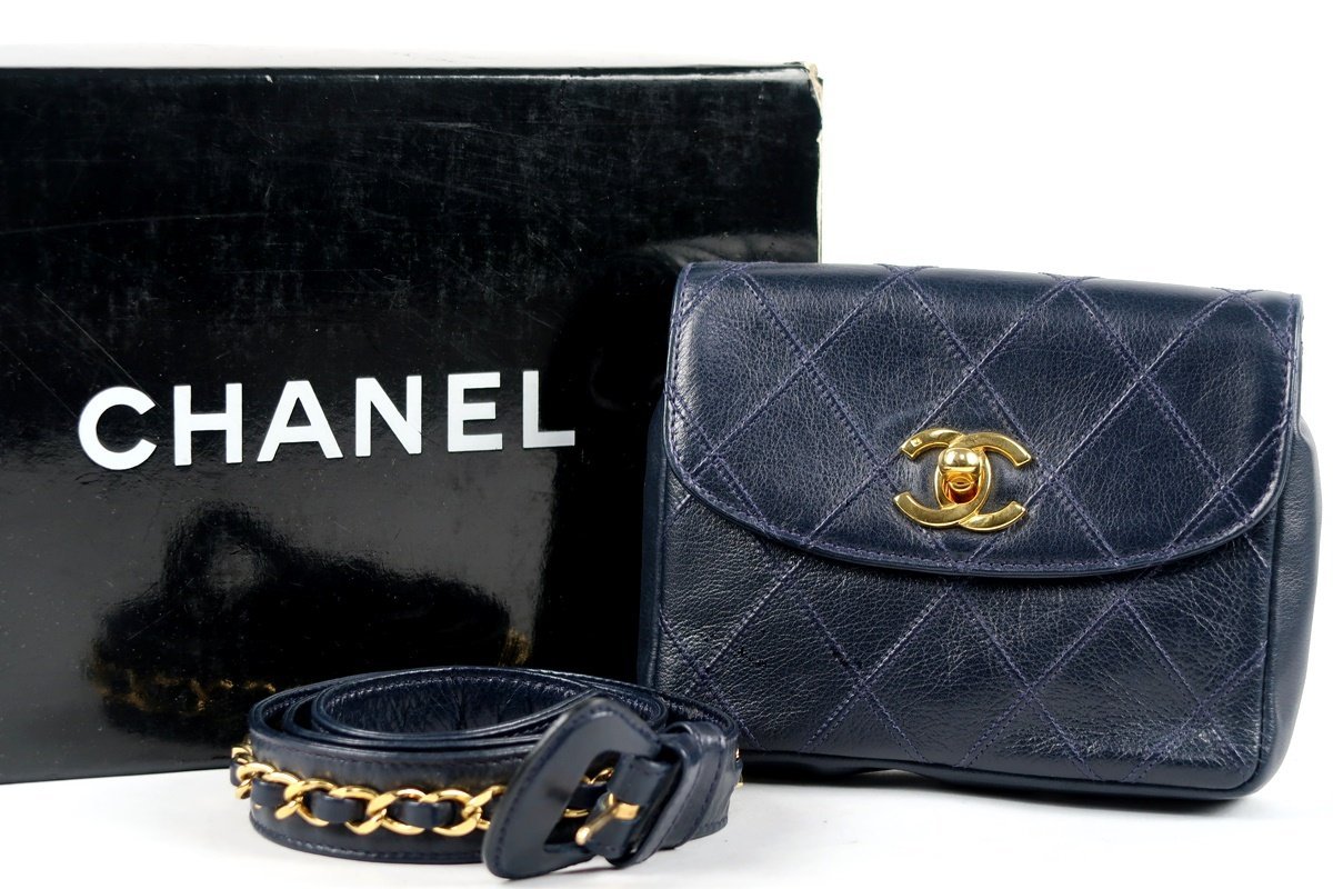 上質で快適 【美品】CHANEL シャネル 小物入れ【OQ26】 バッグ