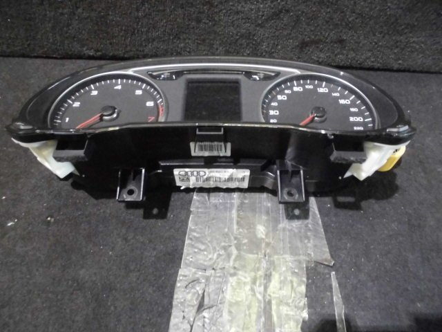 Audi A1 8X speed meter 8X0920930