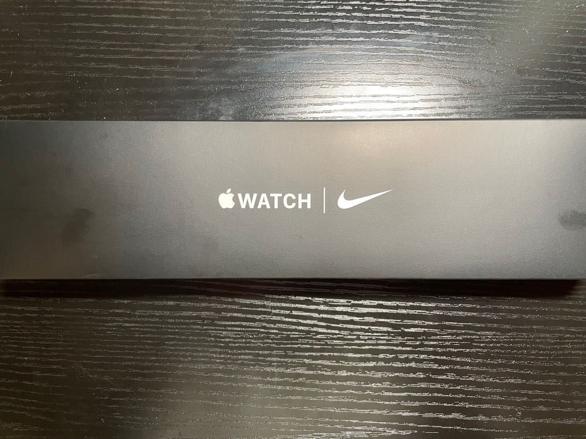 アップル Apple Watch Nike SE (GPS + Cellularモデル) 40mm MKR53J