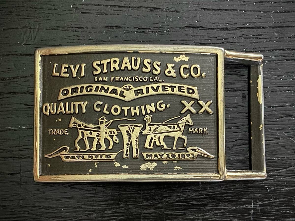  Vintage Levi\'s Levi's belt buckle LEVI STRAUSS & Co.