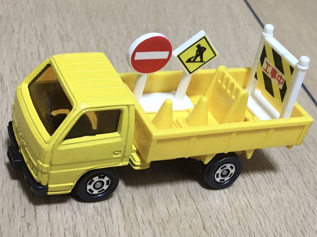 トミカ日本製No.85 道路工事標識車1988年美品-日本代購代Bid第一推介