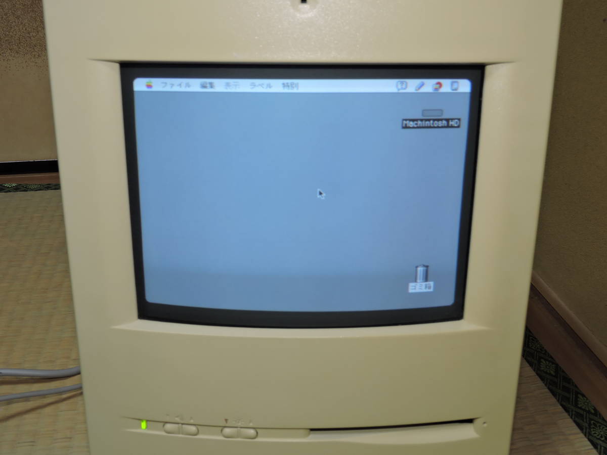 Apple Macintosh Color Classic II (外箱、キーボード、マウス 