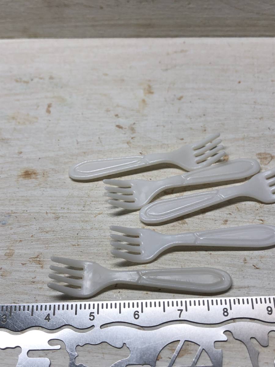  prompt decision * pra, miniature * Fork * color white * size approximately 4.3 centimeter *5 piece 