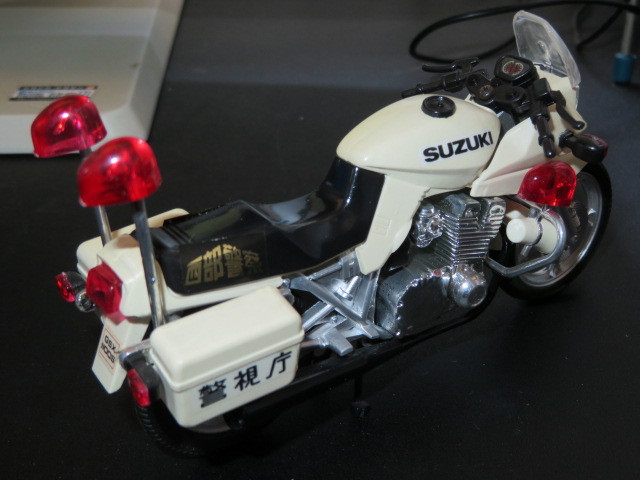 Yahoo!オークション - 超美品 激レア スズキ SUZUKI GSX1100S Yahoo!オークション - 超美品 激レア スズキ SUZUKI GSX1100S