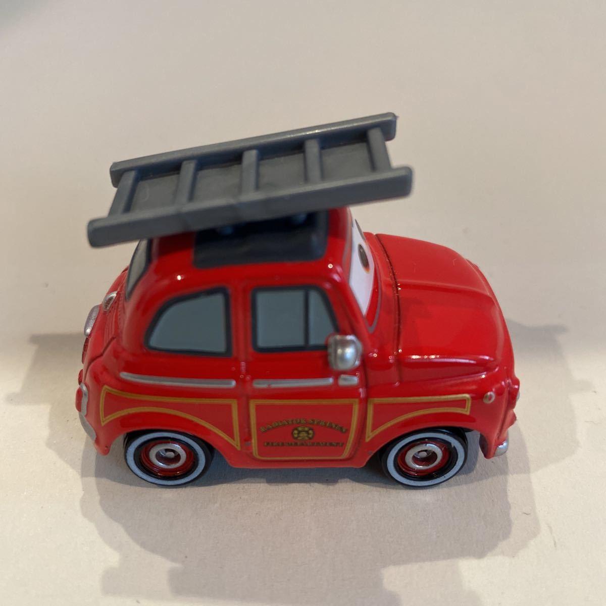  The Cars Tomica Louis ji пожарная машина модель Rescue go-go-