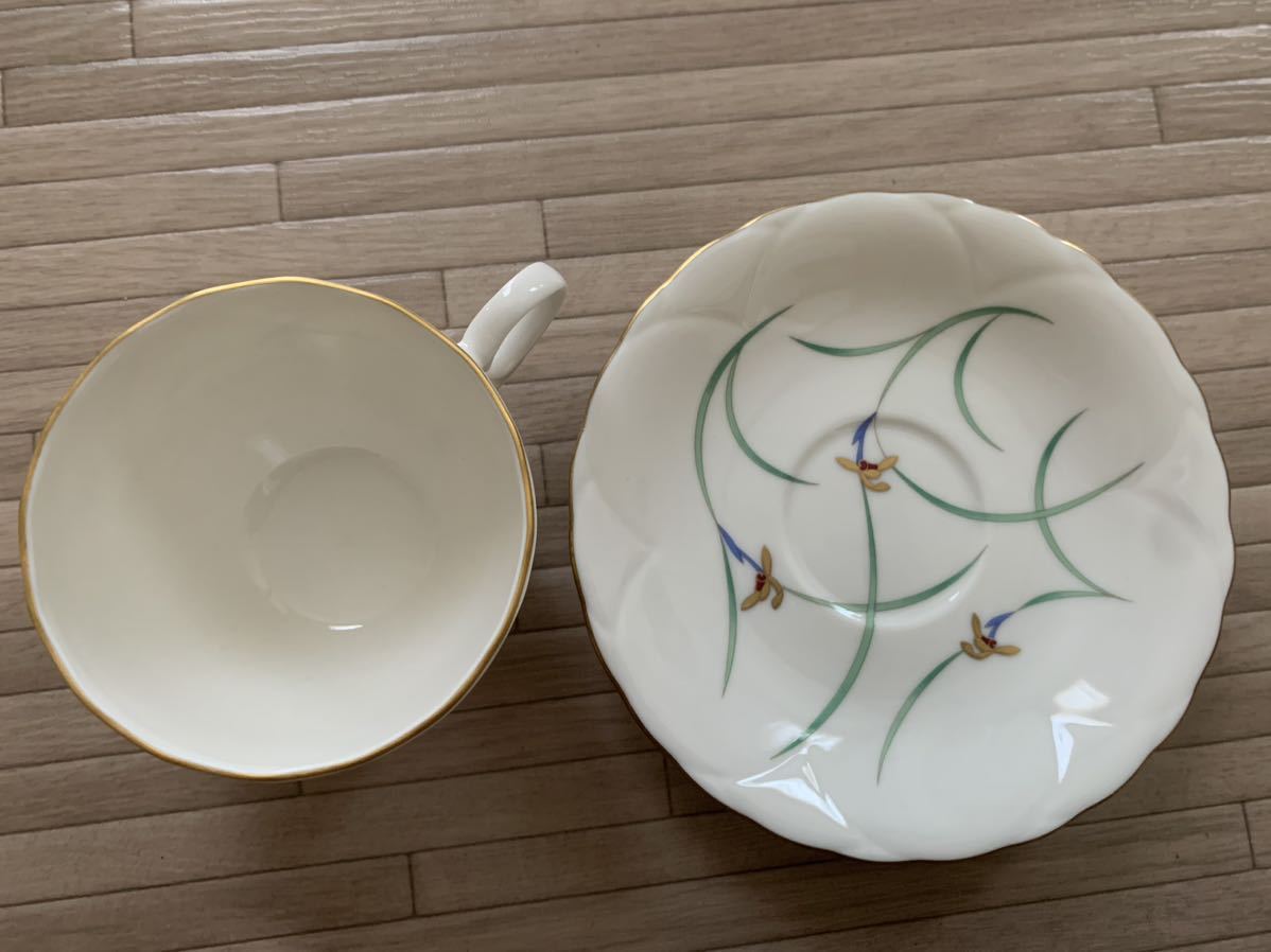 香蘭社 カップ&ソーサー 花柄 ティーカップセット コーヒー 香蘭社 カップ&ソーサー 花柄 ティーカップセット コーヒー