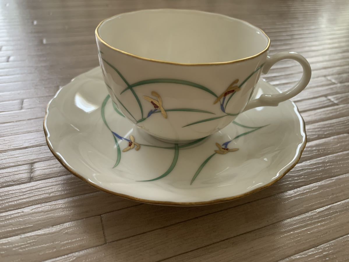 香蘭社 カップ&ソーサー 花柄 ティーカップセット コーヒー 香蘭社 カップ&ソーサー 花柄 ティーカップセット コーヒー