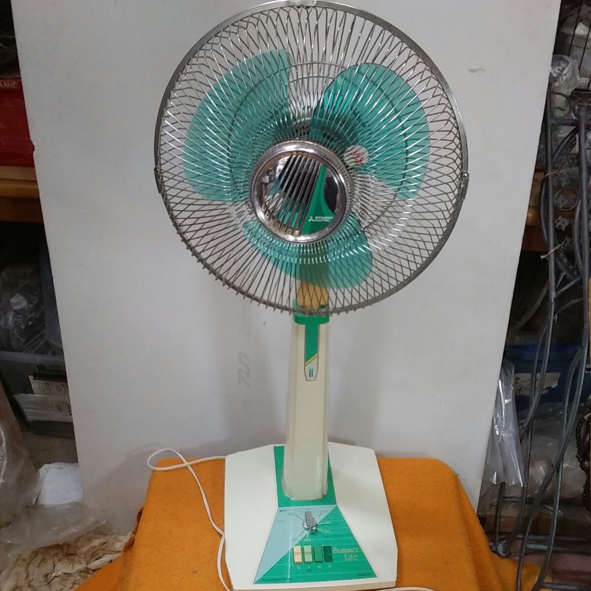 ★決算特価商品★ MITSUBISHI　レトロ扇風機　【307】 扇風機