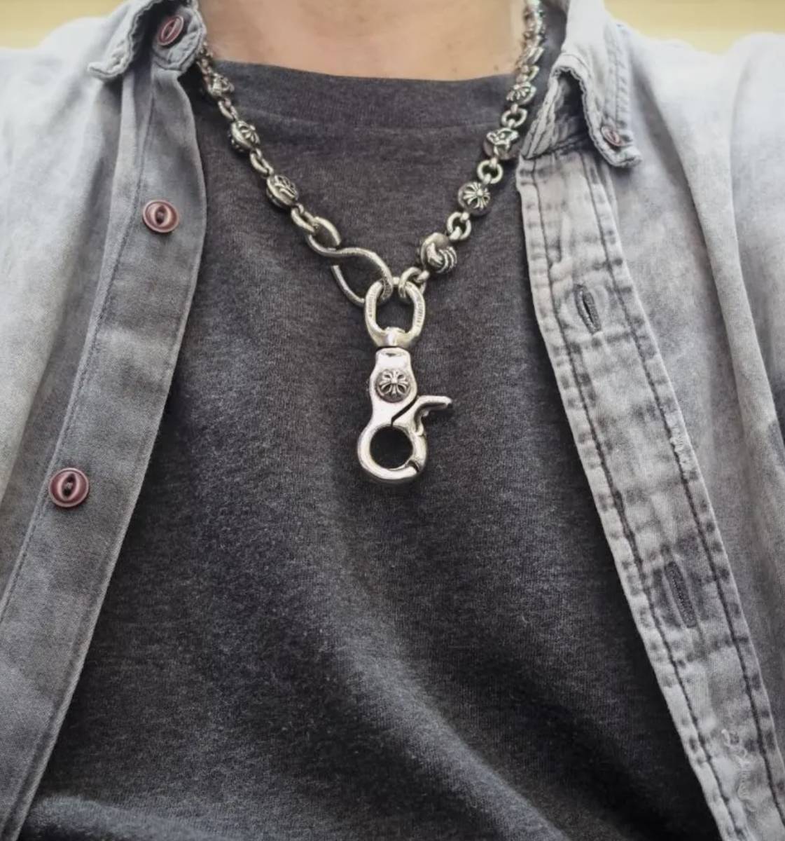 [Chrome Hearts Chrome Hearts] Multi Ball Wallet Chain &amp; Single Cloded W-Tips кошелек также установлены на ожерелье! Отправка