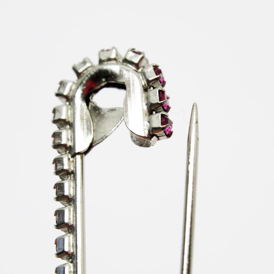  Chanel CHANEL брошь metal / стразы серебряный × розовый g3784a