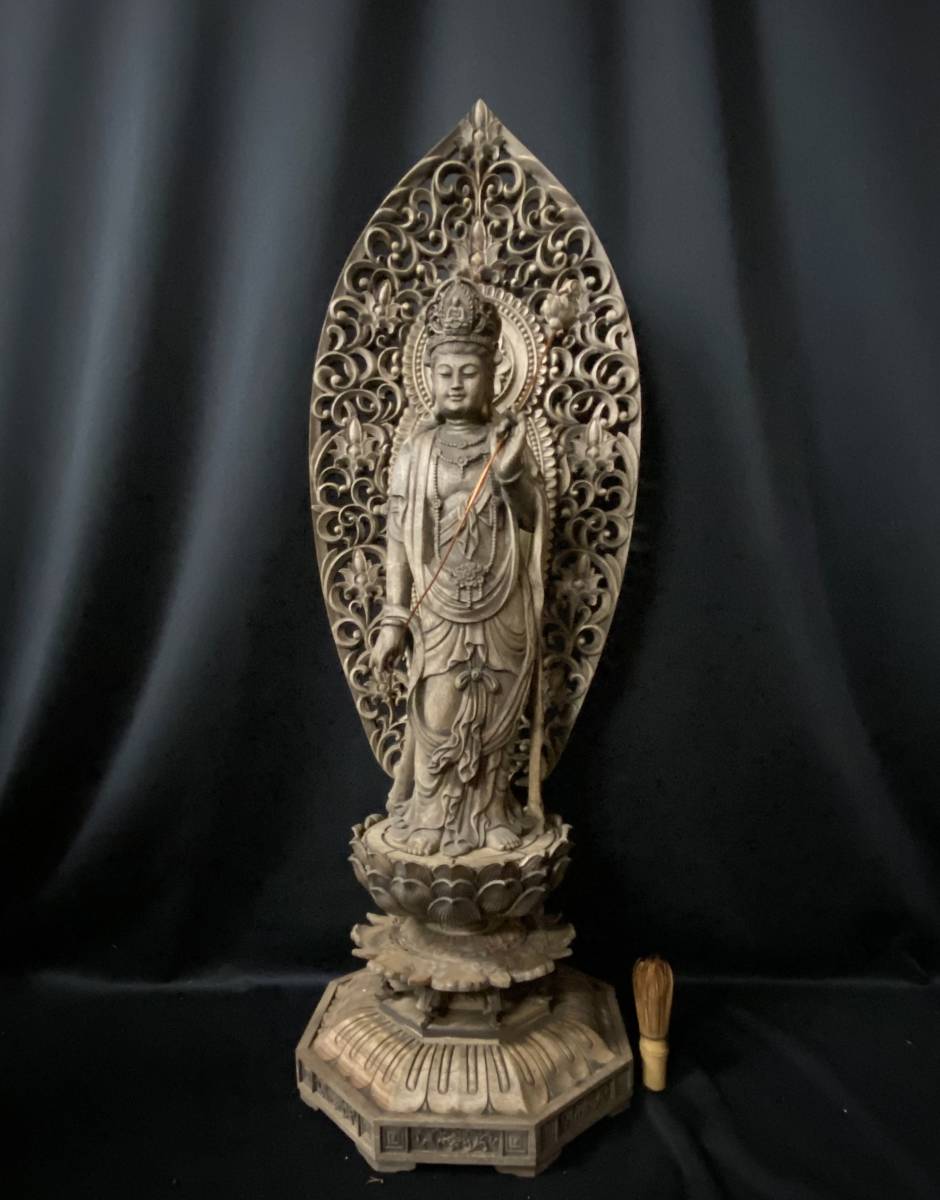 大型92cm 井波彫刻　総楠材 仏教工芸品 古美術　時代彫刻仏師手仕上げ品 日光菩薩立像