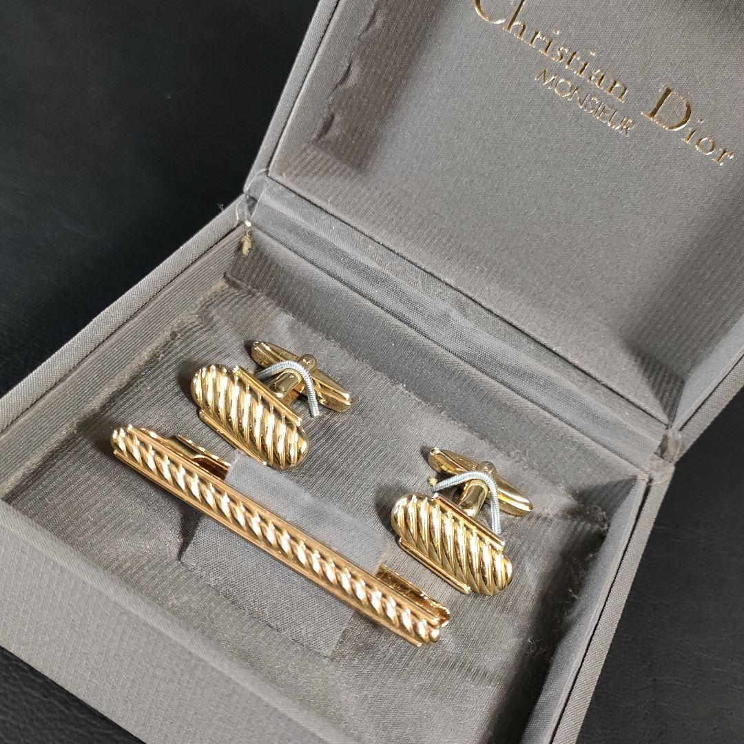 【極美品】Diorディオール　カフス・タイピンセット　ゴールド　ストライプ　斜線