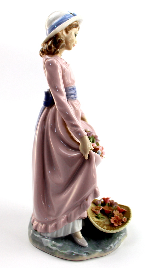 リヤドロ Lladro 花バスケット 5027 Flowers in the Basket 1992年