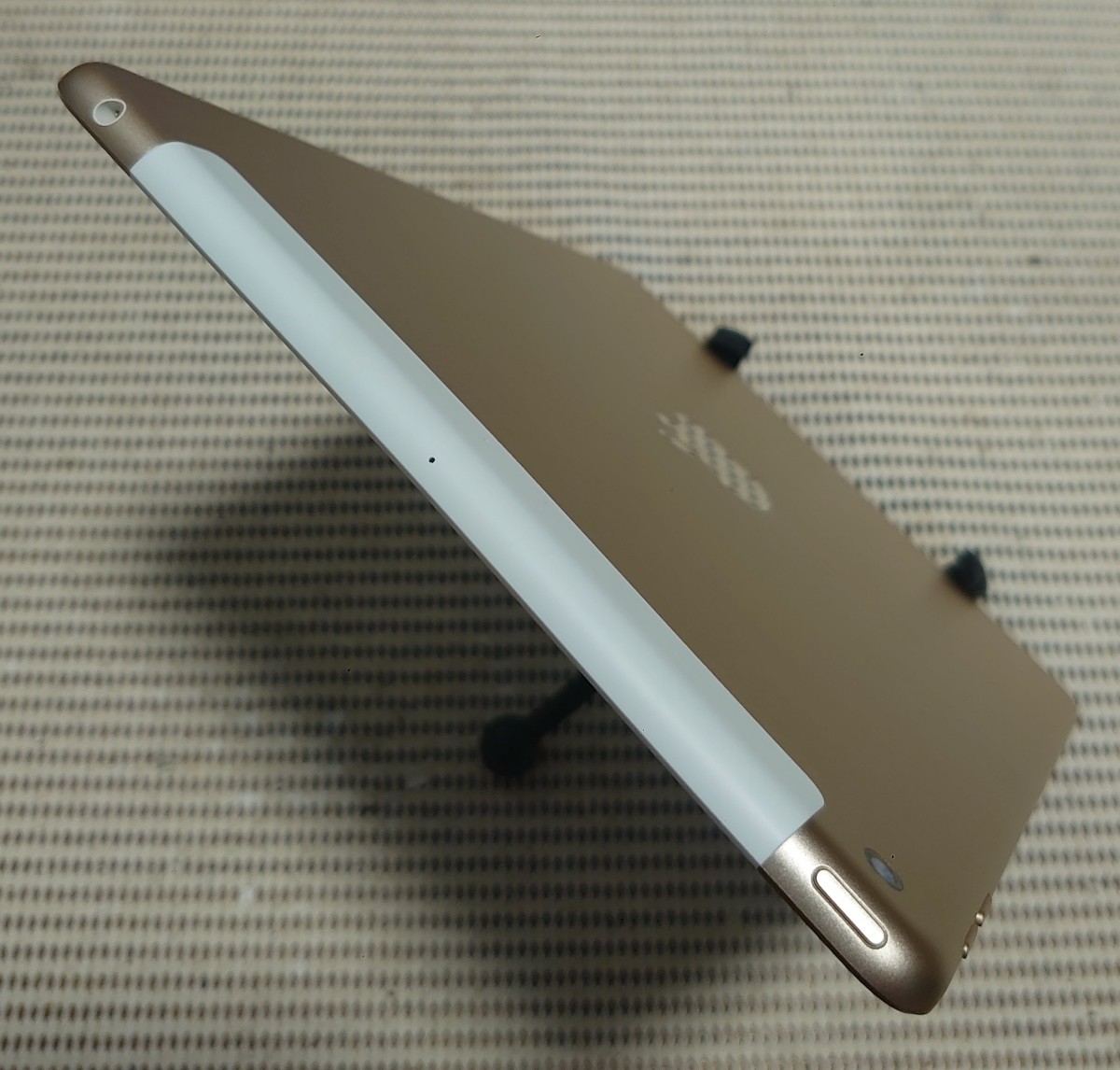 Yahoo!オークション - 国内版SIMフリー美品iPad第5世代(A1823)本体32GB