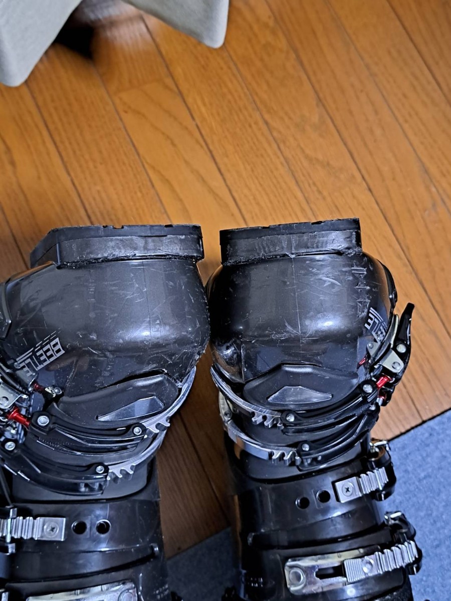  рукоятка son лыжи ботинки #HANSON BEETLE # размер 27.0-27.5cm # подошва 321mm [ контрольный номер 230710]