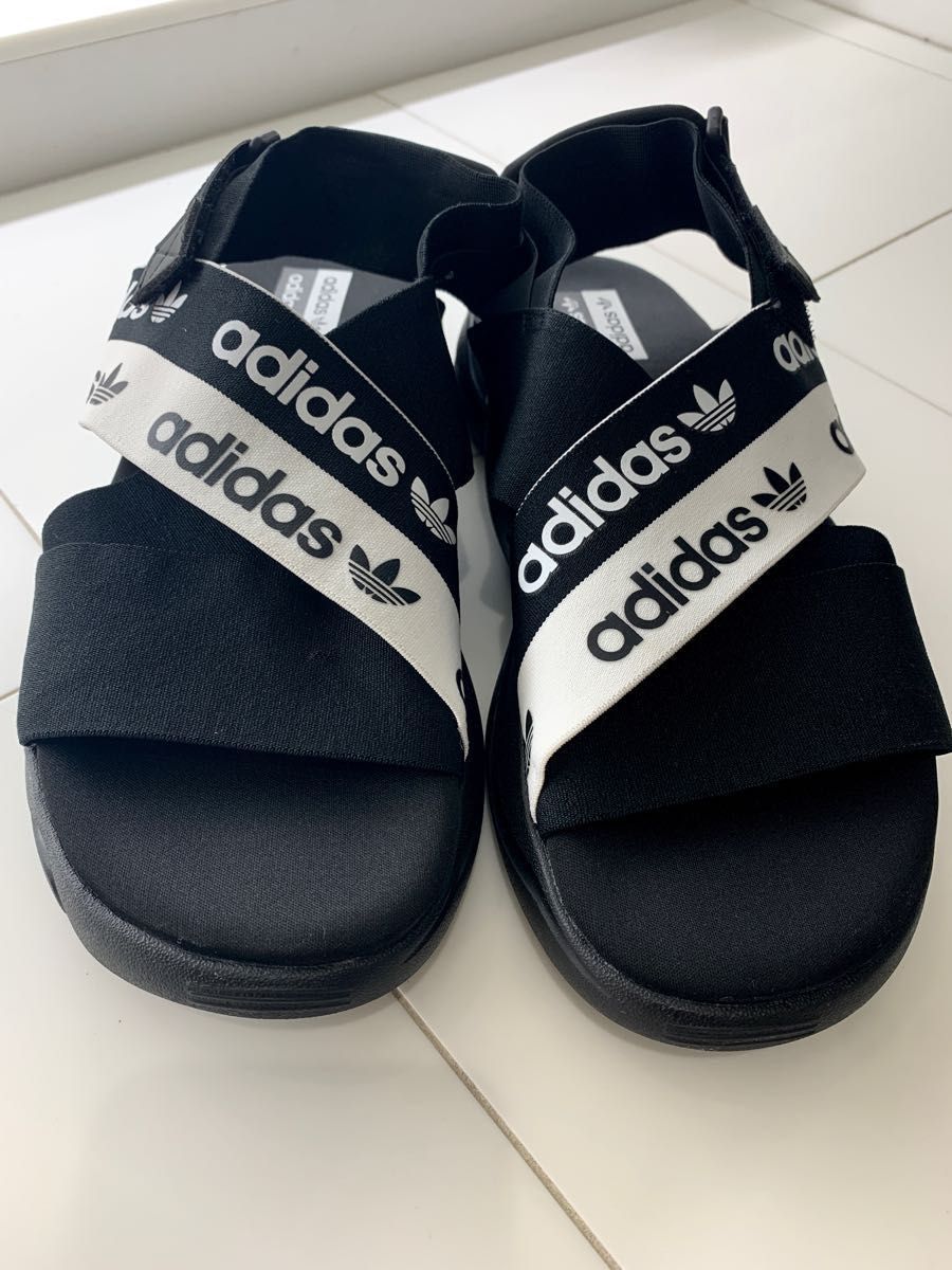 adidas Originals アディダス マグマサンダル 27 5cm EF5850 adidas Originals アディダス マグマサンダル 27 5cm EF5850