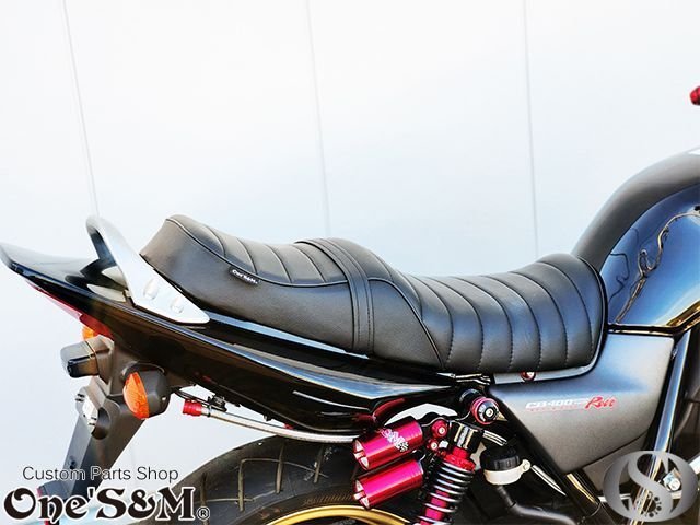 W1-4BK タックロールシート ベース付 シートベルト 金具付き レザー