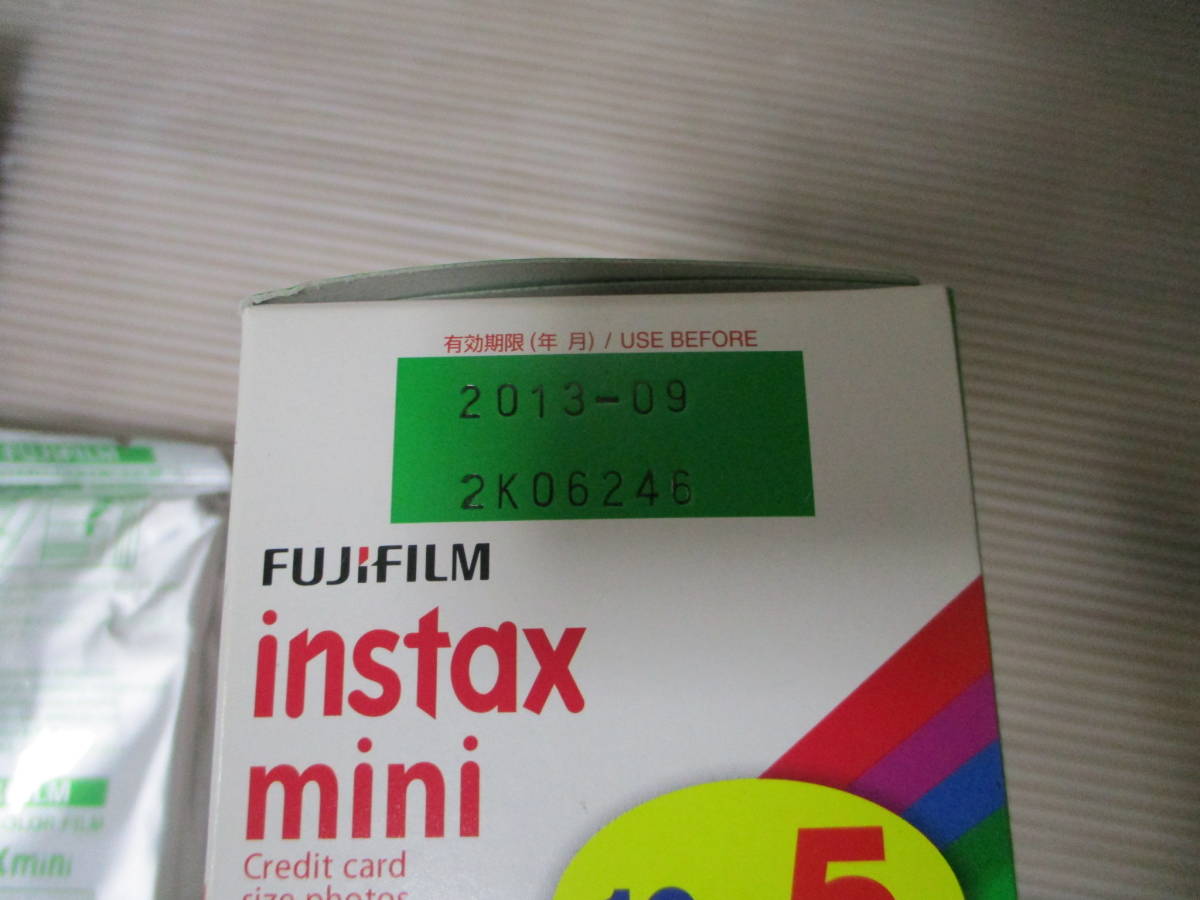 送料安☆送料60サイズorクリックポスト185円☆有効期限切れ FUJIFILM インスタントカメラ チェキ用フィルム 80枚入 INSTAX MINI(インスタント、ポラロイド)｜売買されたオークション情報、ヤフオク!  の商品情報をアーカイブ公開