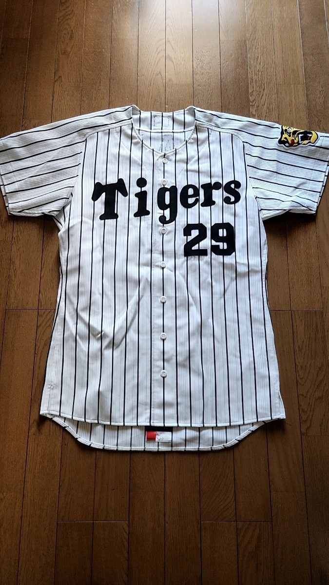 阪神タイガース 29 井川慶選手 2003年実使用 直筆サイン入り 阪神タイガース 29 井川慶選手 2003年実使用 直筆サイン入り