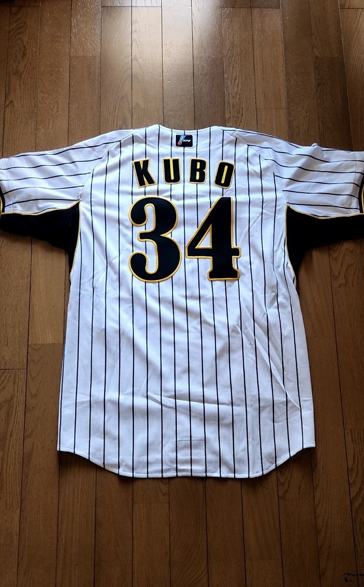 阪神タイガース 34 久保康友選手 2010年実使用 直筆サイン入り 阪神タイガース 34 久保康友選手 2010年実使用 直筆サイン入り
