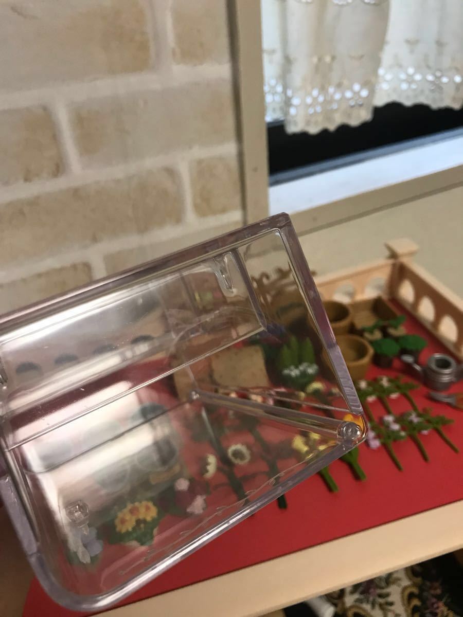 Sylvania家庭國家花店☆使用☆與原盒，略有缺失的項目    原文:シルバニアファミリー カントリーフラワーショップ☆中古☆元箱付き、欠品僅か